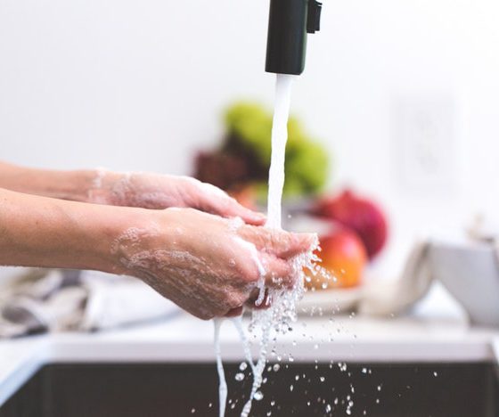 Håndvask er en typisk tvangshandling, når man har OCD